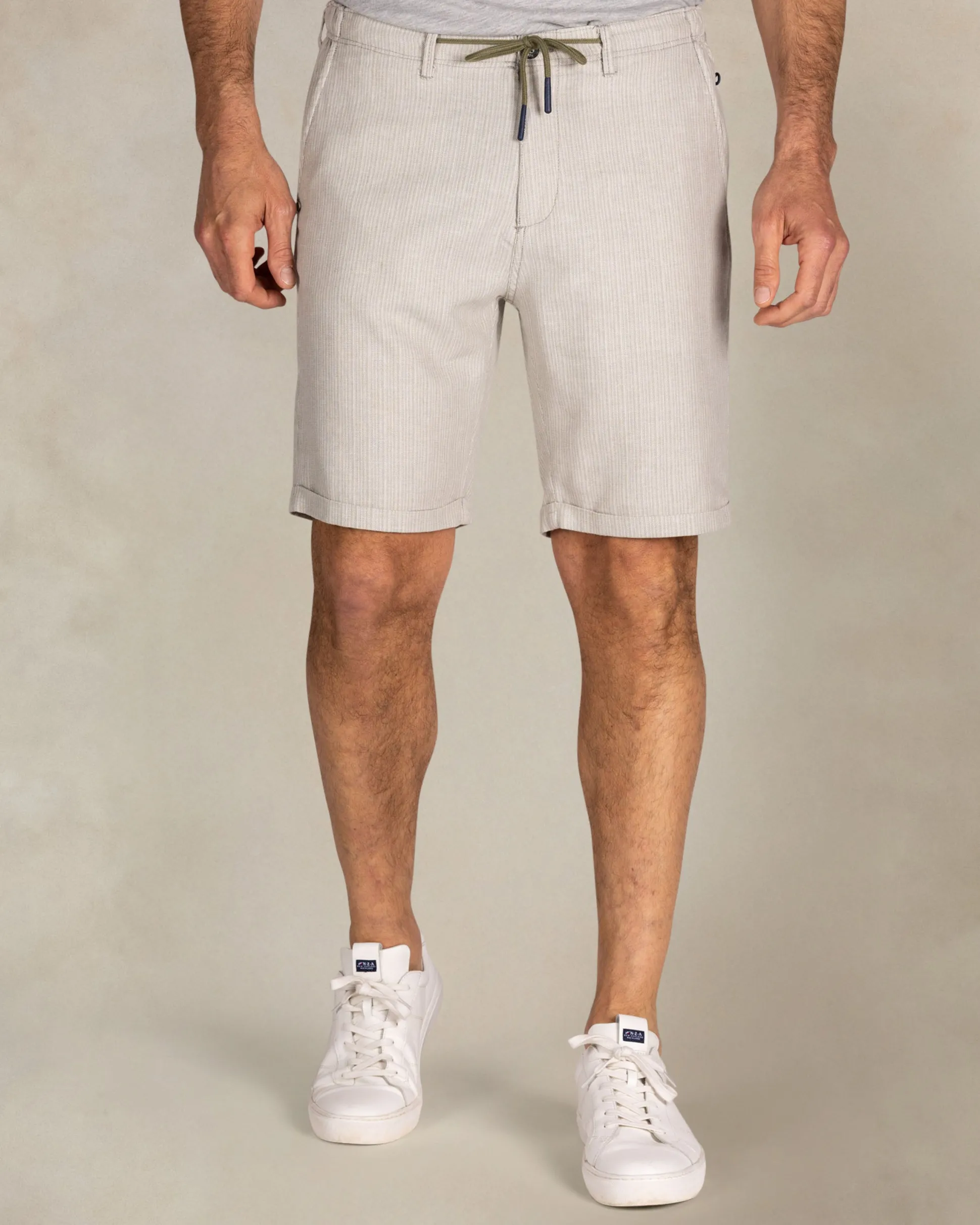 Beige linen striped shorts