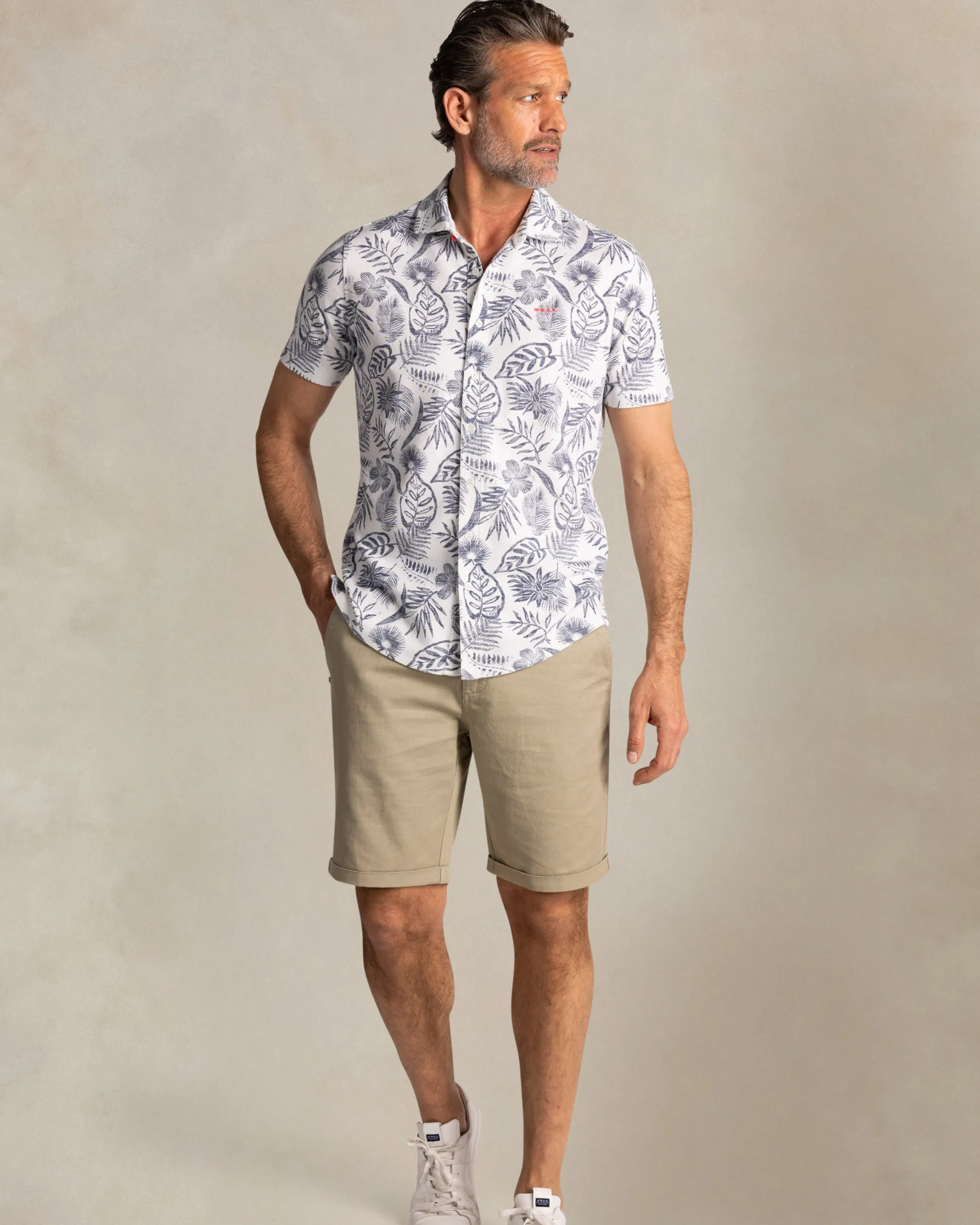 Beige shirt with navy floral print