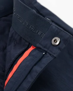 Solid coloured stretch chino - Traditional Navy